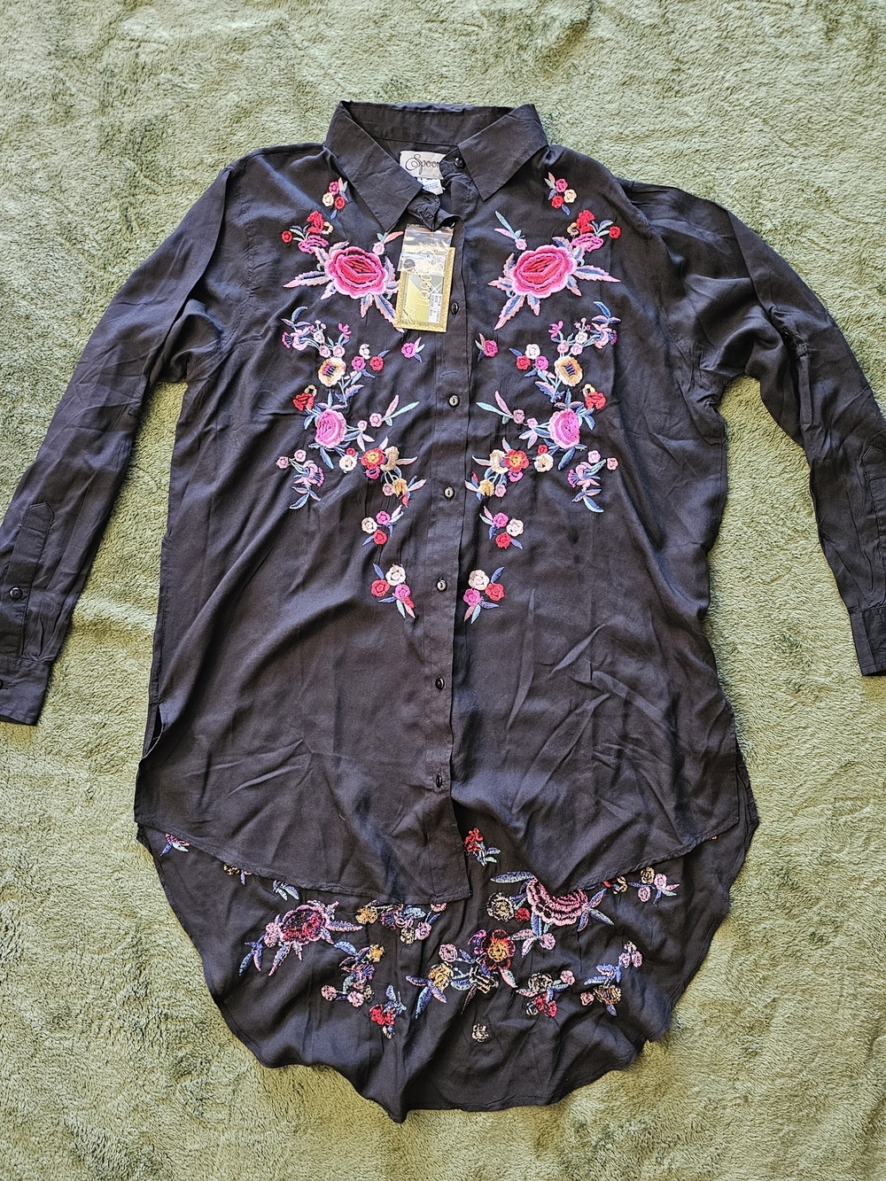 Embroidered Floral Black Button-Up Tunic Spoon Jeans Size Small Flowy Light Fall